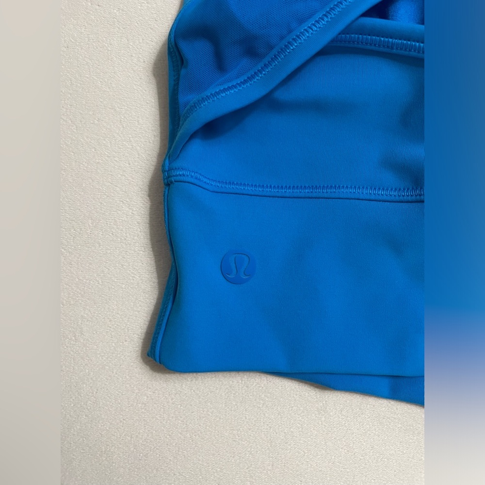 NEW Lululemon Mesh Back Training Cropped Tank Top Poolside Blue Size 4 - Picture 9 of 10